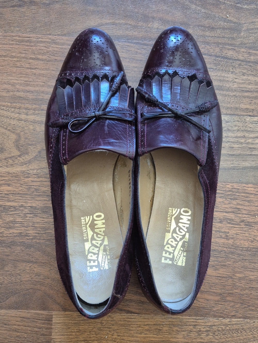 Salvatore Ferragamo Women's Burgundy Leather Kiltie Bow Loafers Size 10